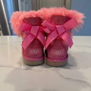 Girls mini Bailey bow ugg boots